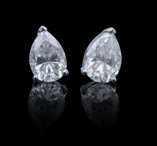 S925 Pear Cut Synthetic Moissanite Prong Stud Earrings For Men Women