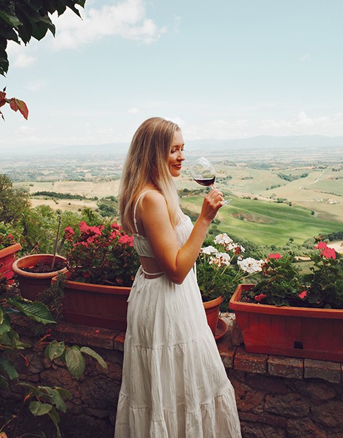 Tuscany, Italy - the perfect combination of countryside and art