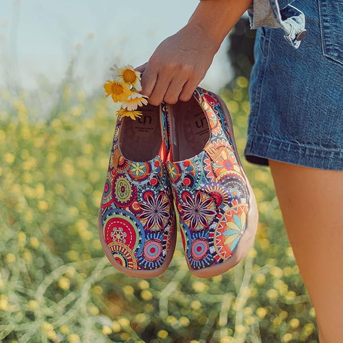 UIN Women's Blossom Slip On Shoes Colorful Comfortable Lightweight Art Travel Sneakers Casual Floral Stylish Everyday Loafers