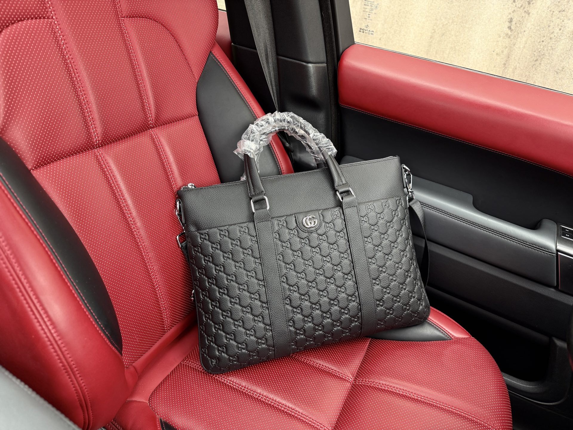 (Gucci) Men's Briefcase.