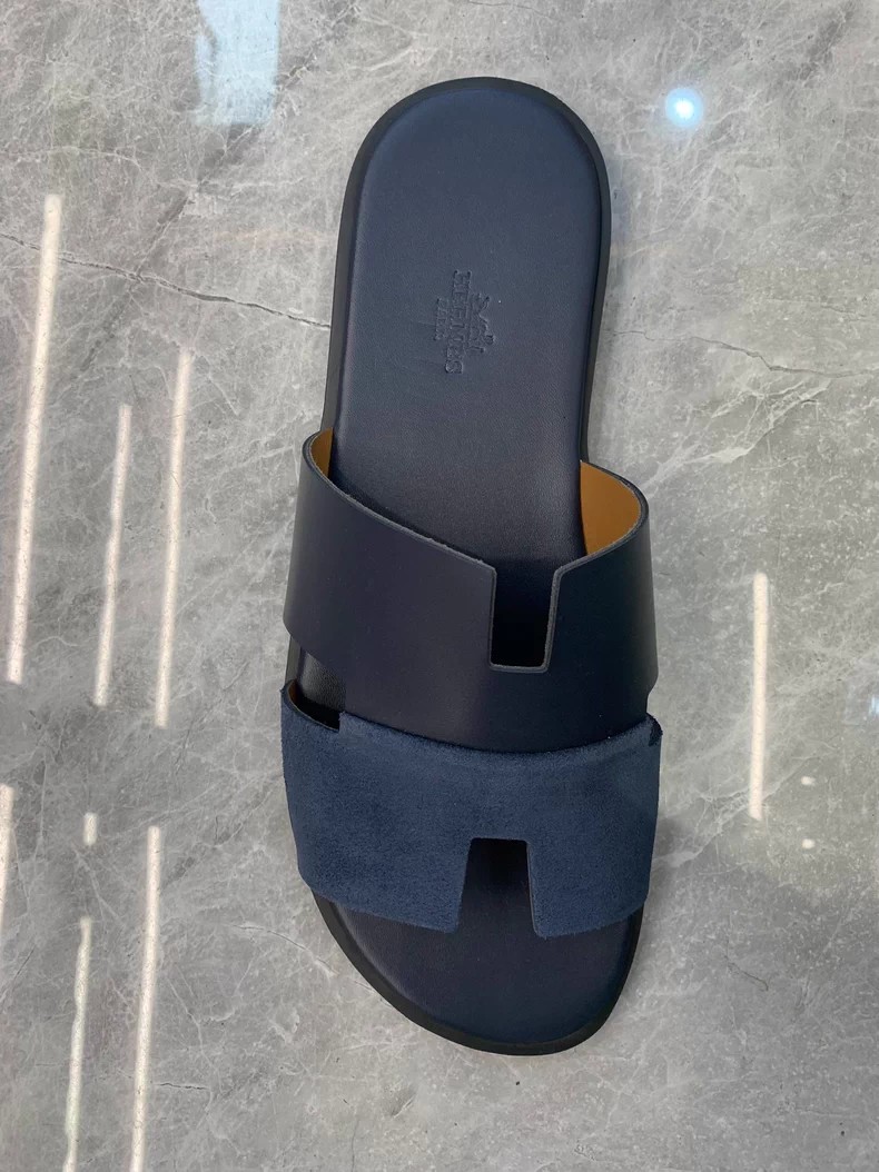 Hermès Izmir Men's Sandals.