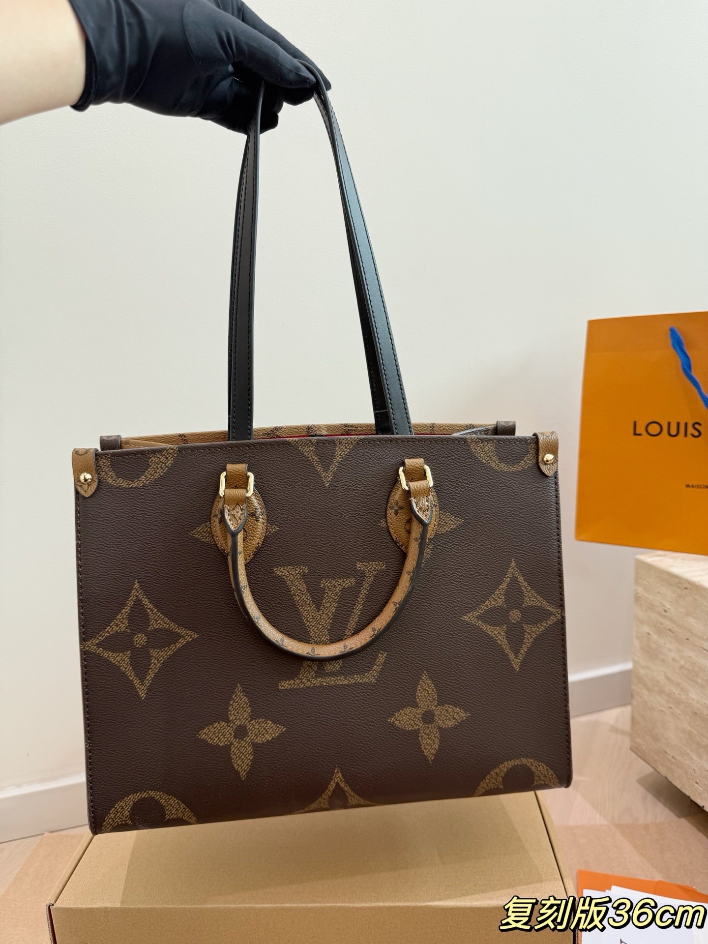 (Louis Vuitton) Onthego MM