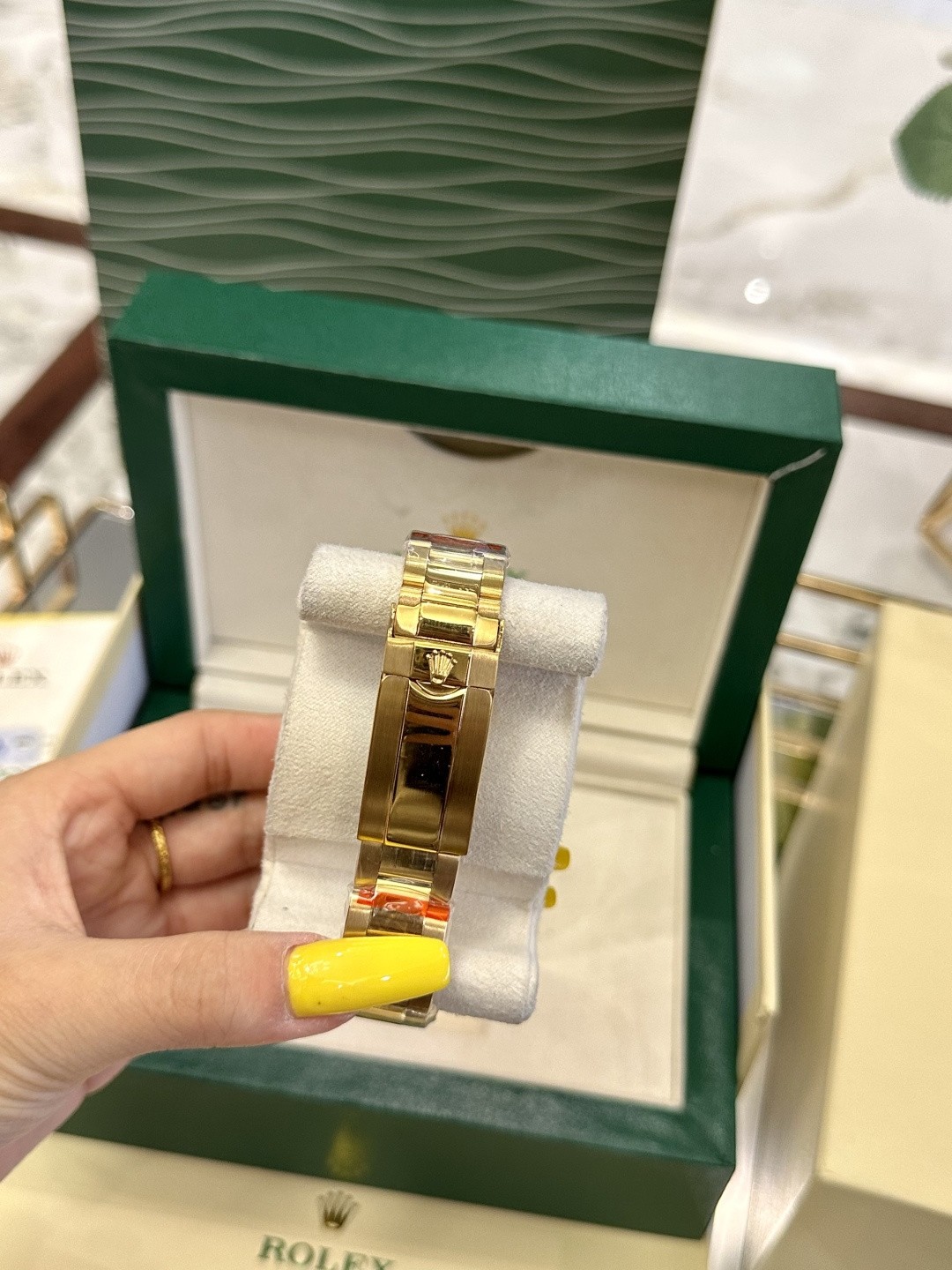 Rolex Cosmograph Daytona “Rainbow”