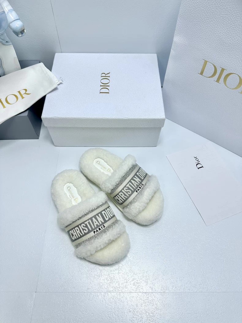 Dior's Dway Shearling Slippers