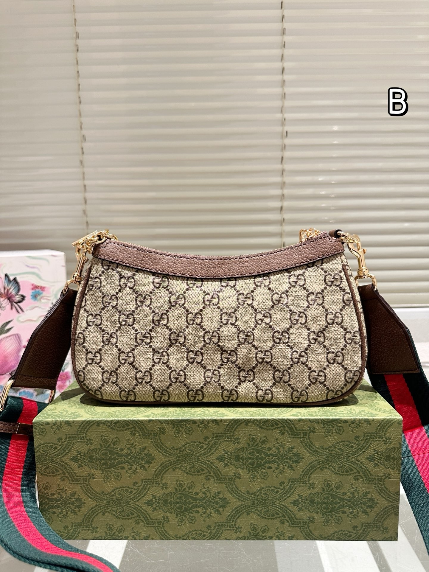 Gucci Ophidia Small Handbag