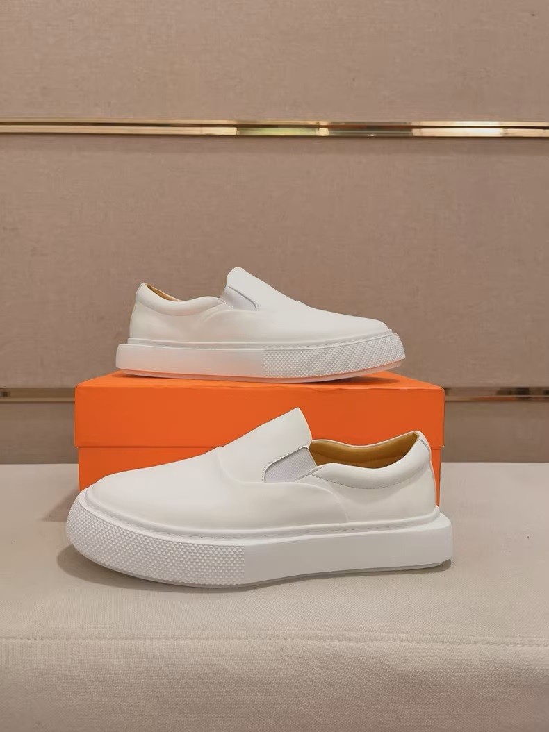 Hermès White Slip-On Loafers