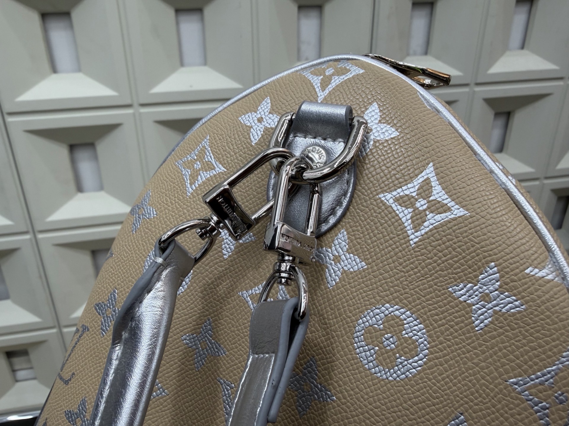 （Louis Vuitton）的 Speedy P9 Bandoulière 40