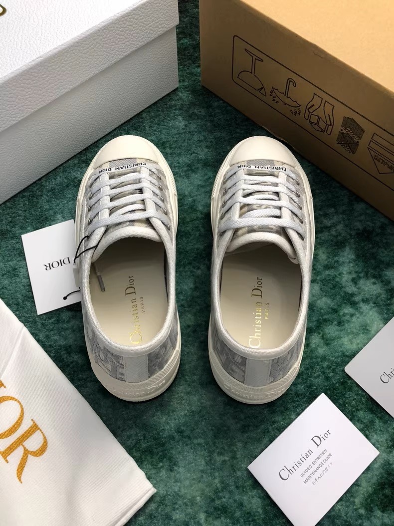 Dior Walk'n'Dior Sneakers