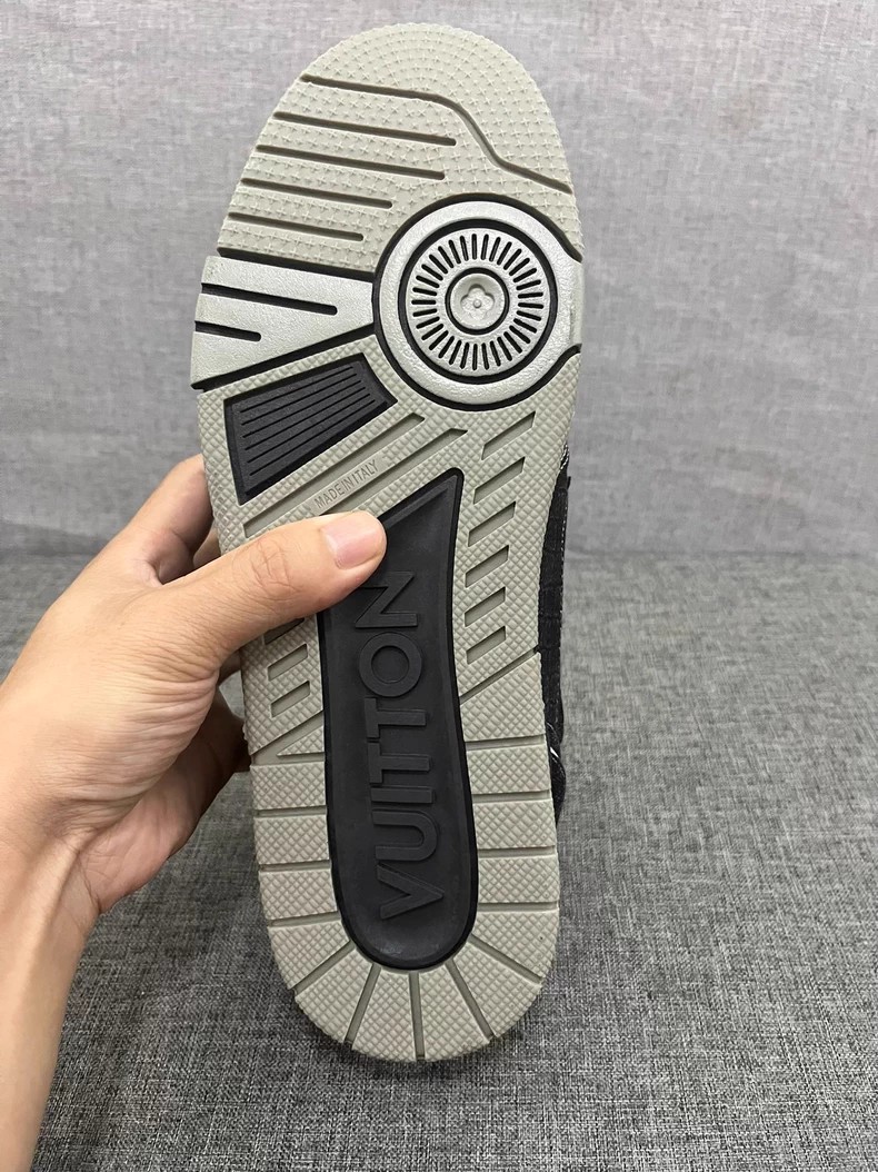 (Louis Vuitton) LV Trainer Sneakers