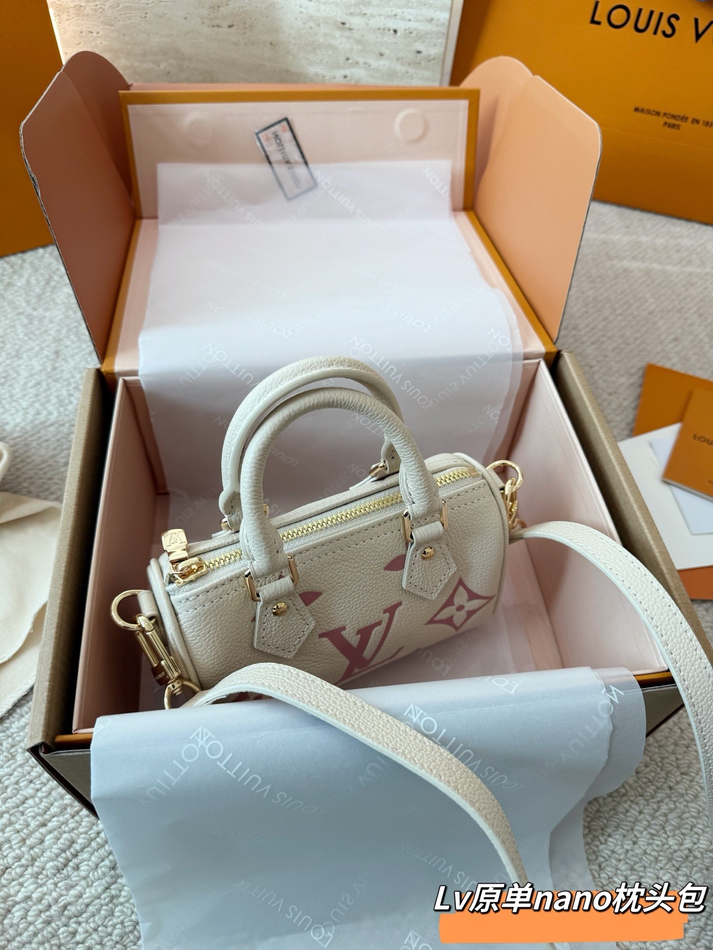 （Louis Vuitton） Nano Speedy