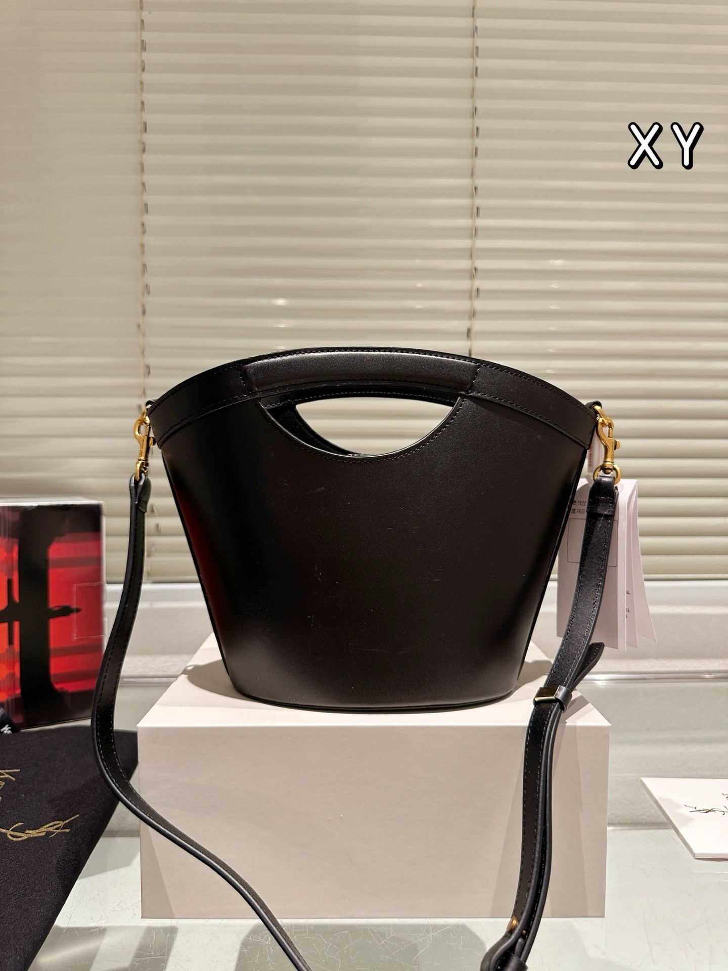 Mini sac fourre-tout Saint Laurent Celia.