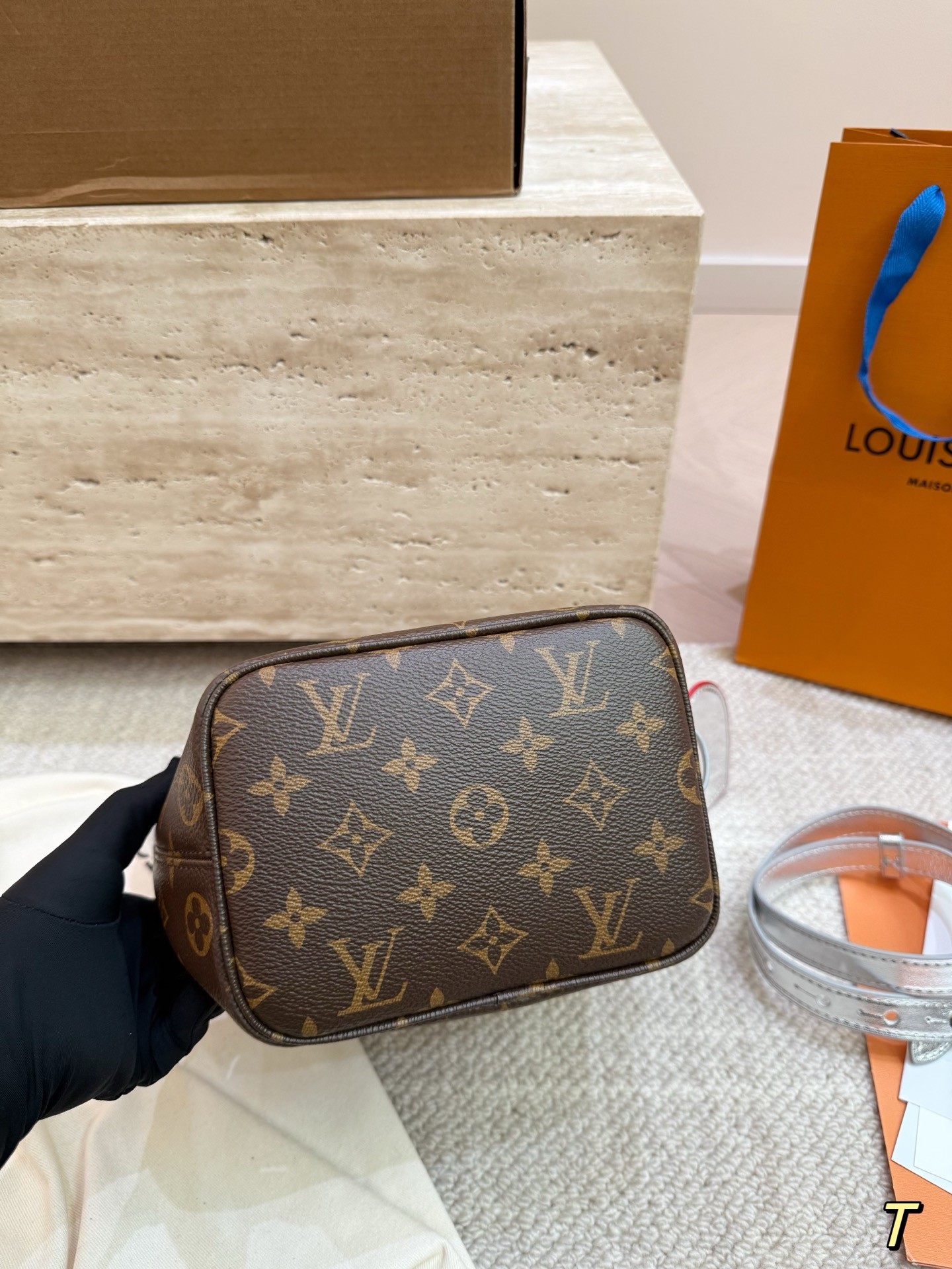 Louis Vuitton  All In BB