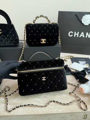Chanel  Vanity with Chain