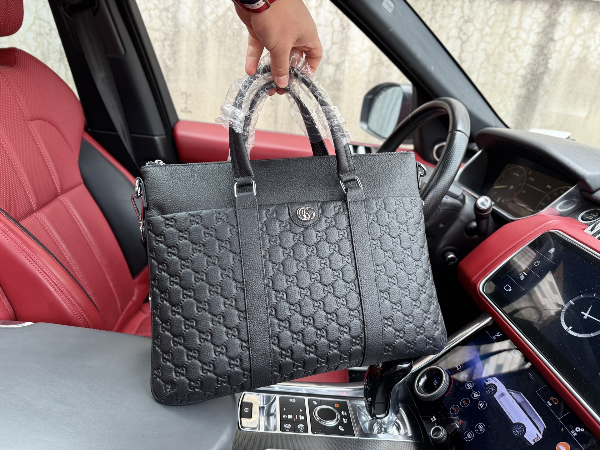 (Gucci) Men's Briefcase.