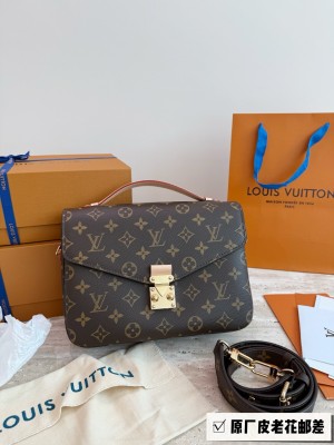 （Louis Vuitton） Pochette Métis