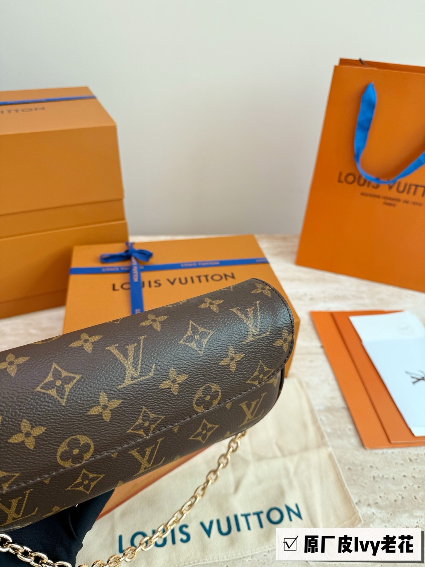 （Louis Vuitton） Wallet On Chain Ivy