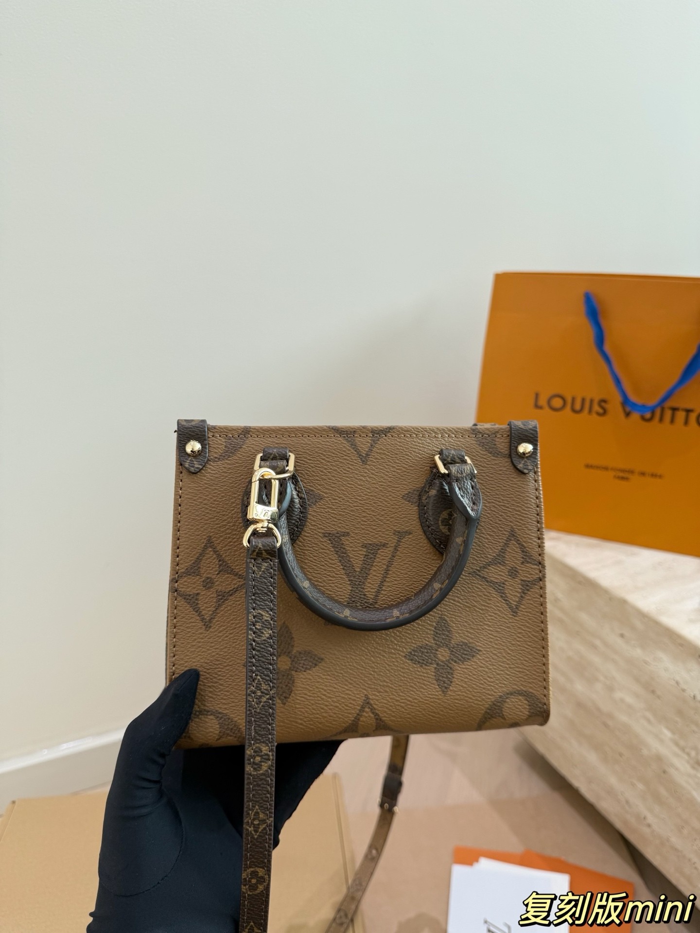 （Louis Vuitton） OnTheGo BB