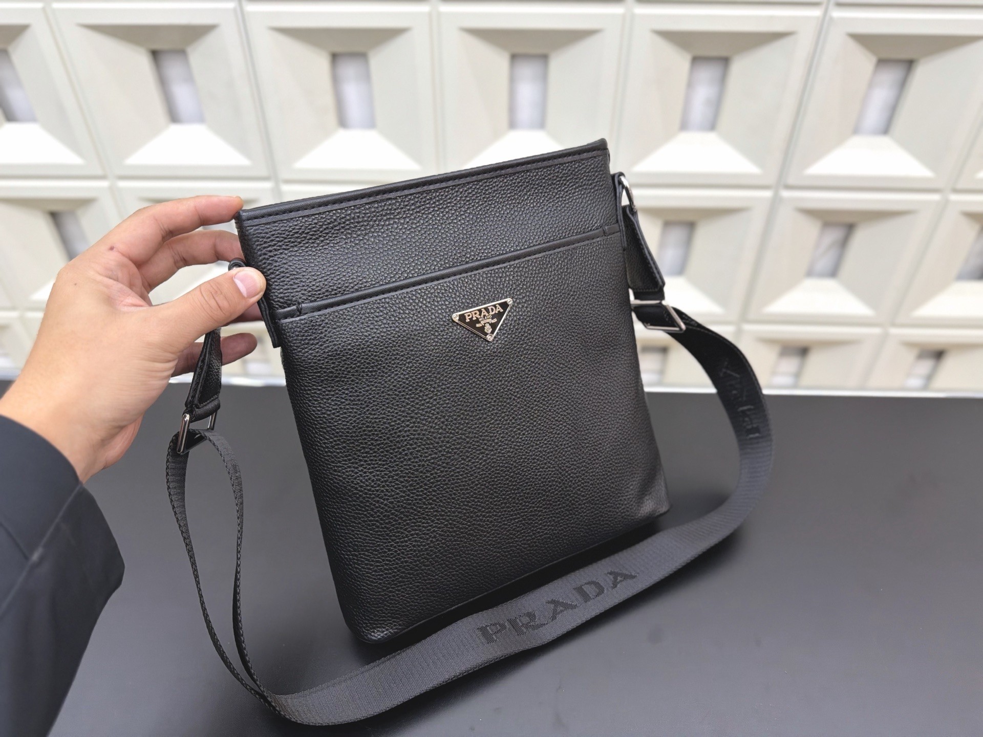 (Prada) Black Grained Leather Shoulder Bag
