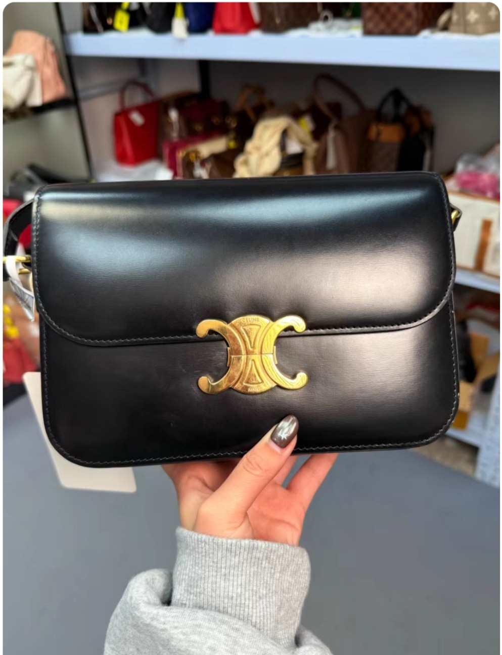 Celine Teen Triomphe