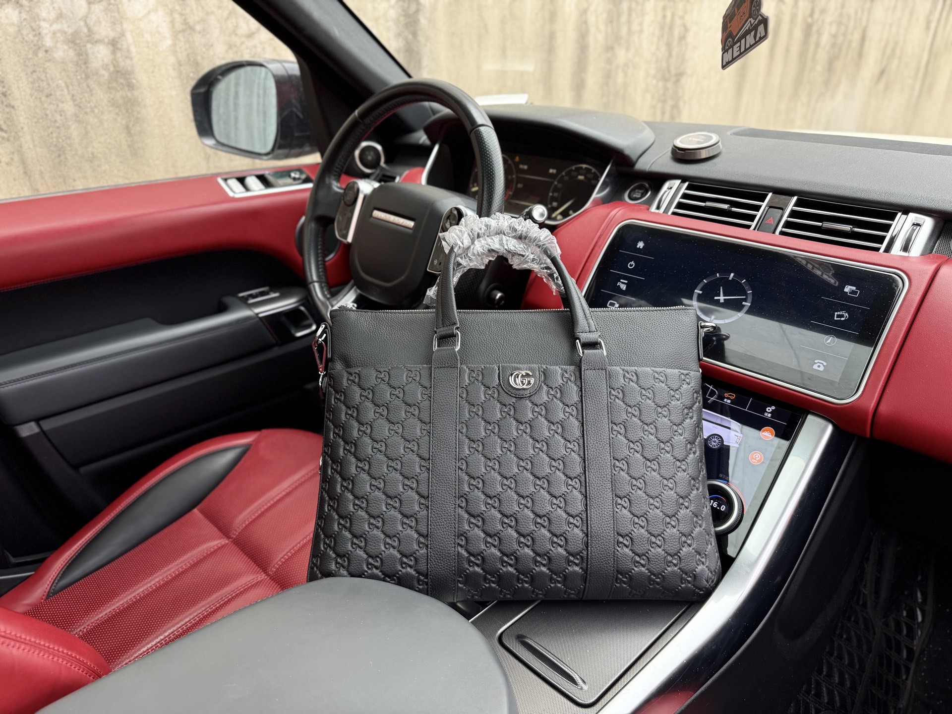 (Gucci) Men's Briefcase.