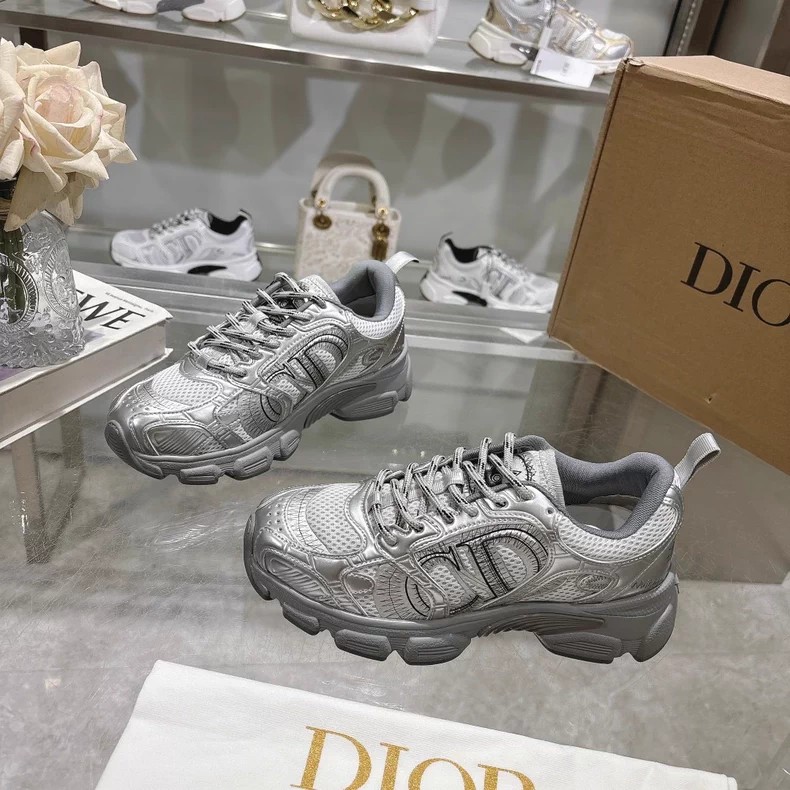 (Dior) Chrono Sneakers