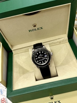 Rolex Yacht-Master 42