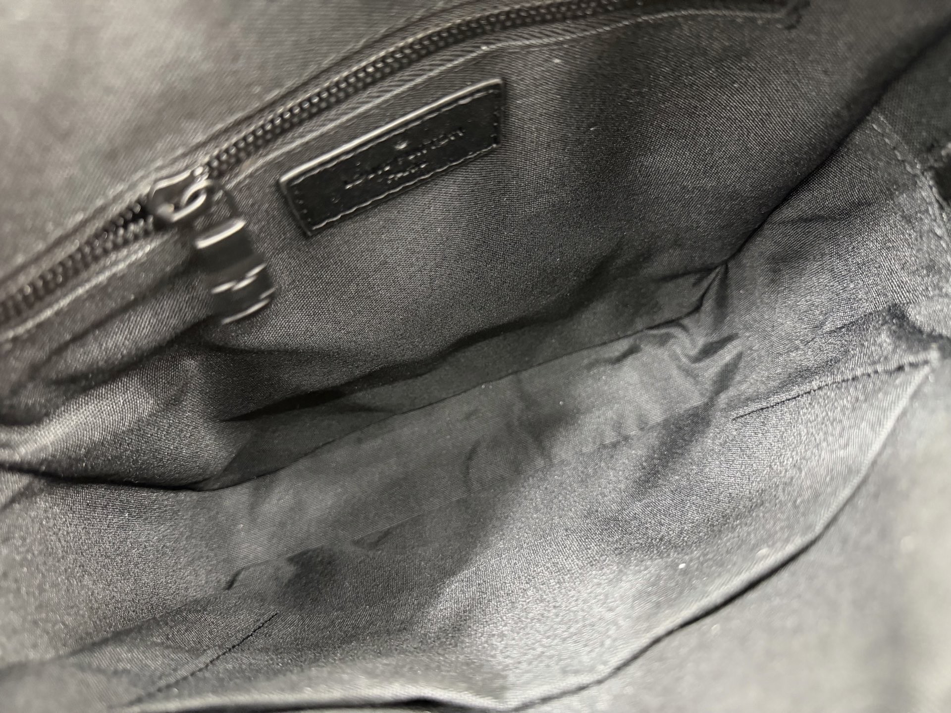 （Louis Vuitton）Trio Messenger bag