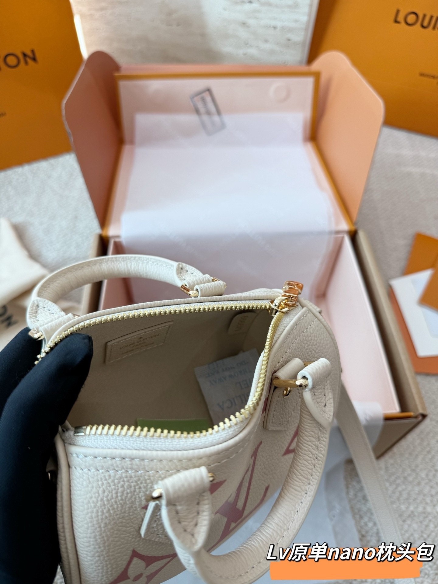 （Louis Vuitton） Nano Speedy