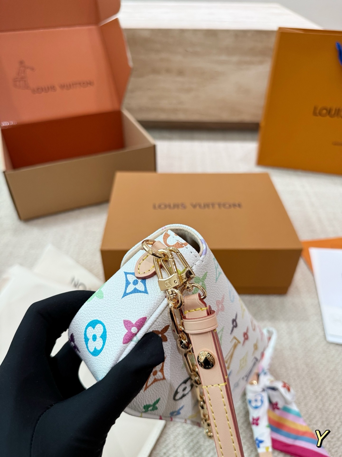 （Louis Vuitton）LV x TM Wallet On Chain Ivy