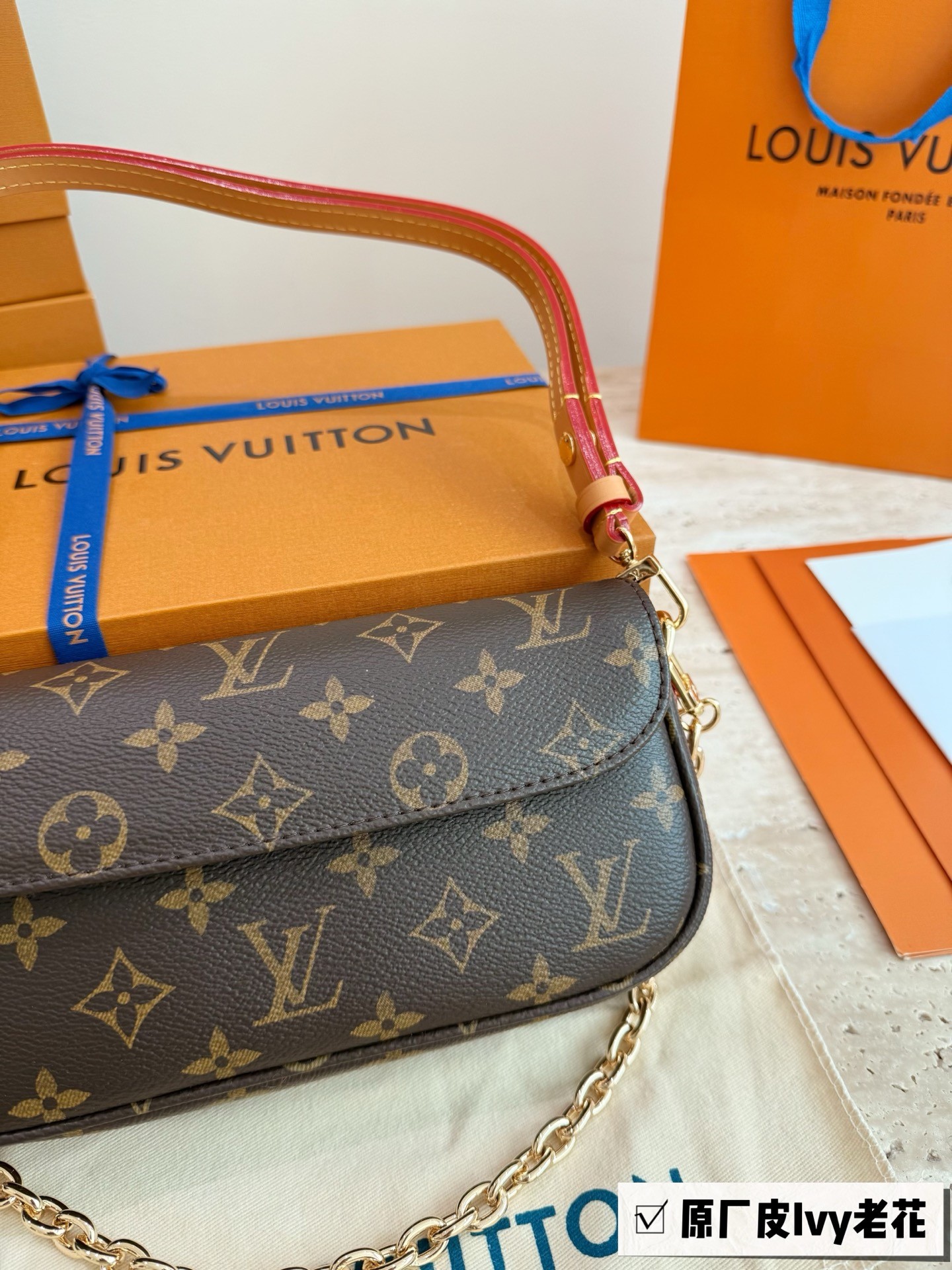 （Louis Vuitton） Wallet On Chain Ivy