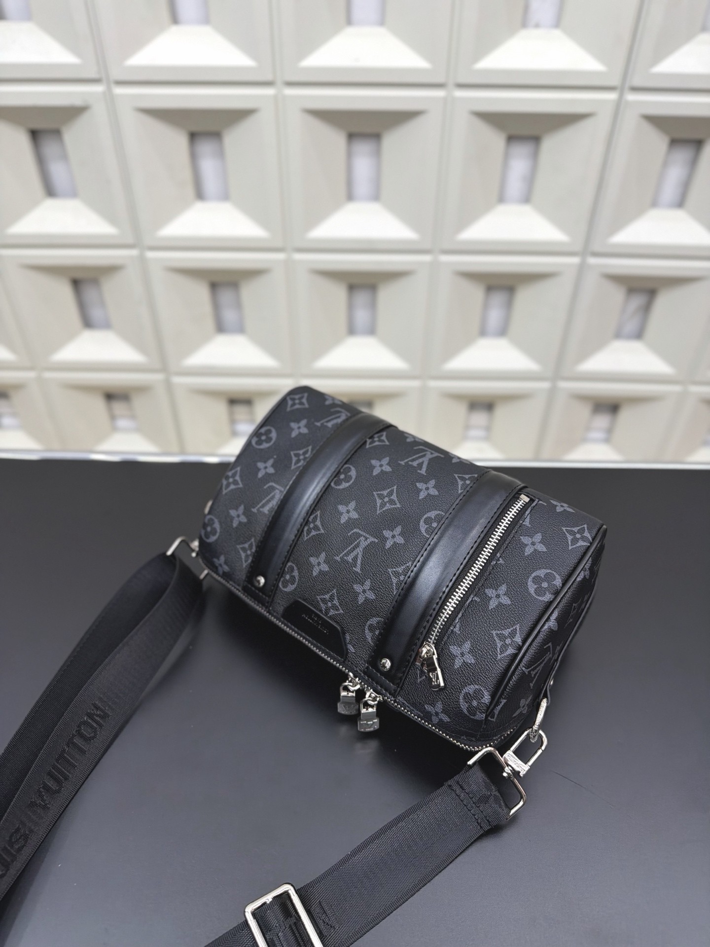 （Louis Vuitton） City Keepall