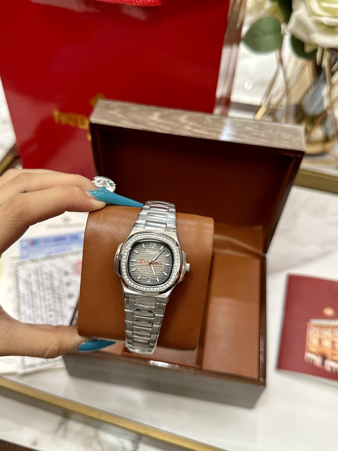 Patek Philippe Nautilus Ladies Automatic Watch