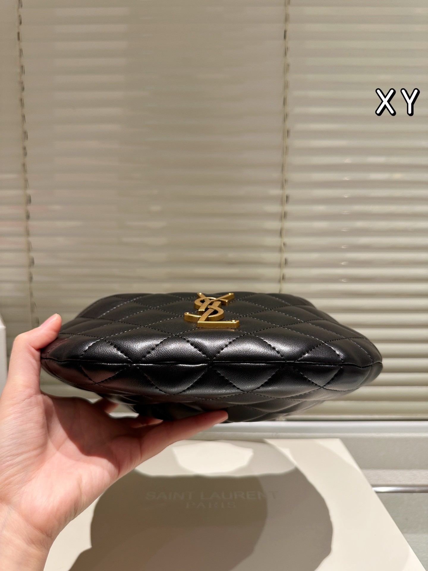 Sac à main Yves Saint Laurent Icarino en cuir nappa matelassé