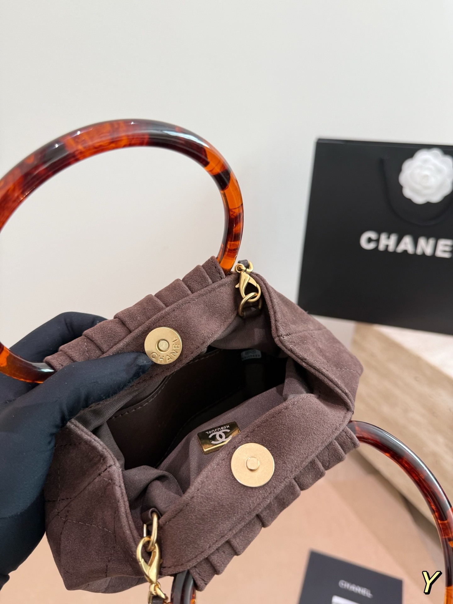 （Chanel）Small Hobo Bag