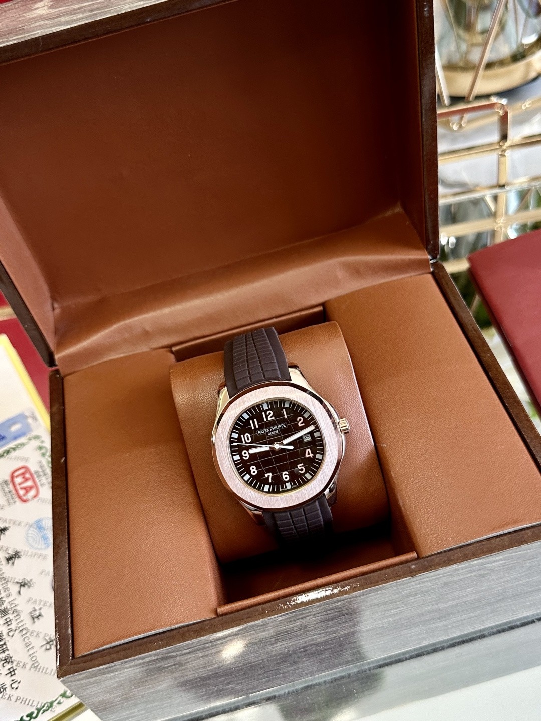 Patek Philippe Aquanaut Men's Automatic Wristwatch