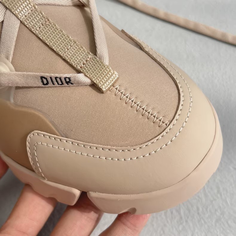 Dior D-Connect Sneakers