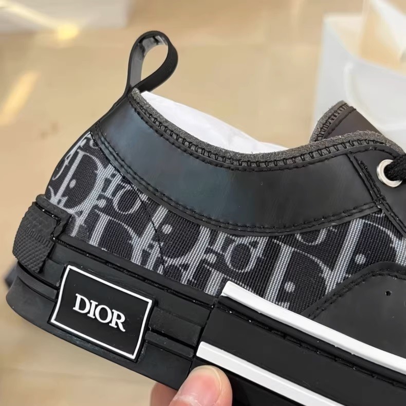 Dior B23 Sneakers