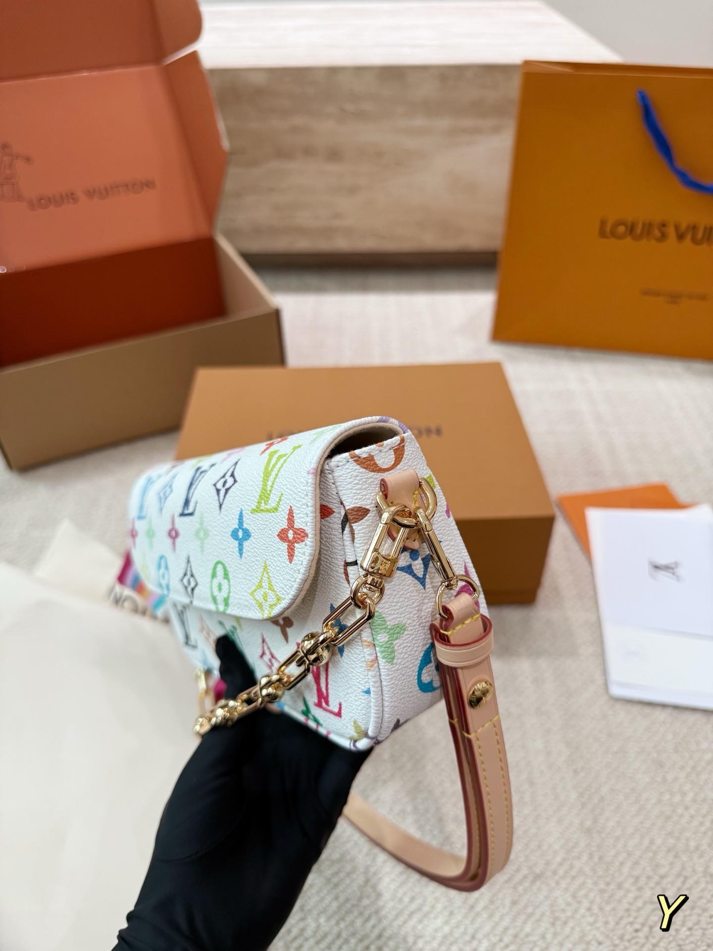 （Louis Vuitton）LV x TM Wallet On Chain Ivy