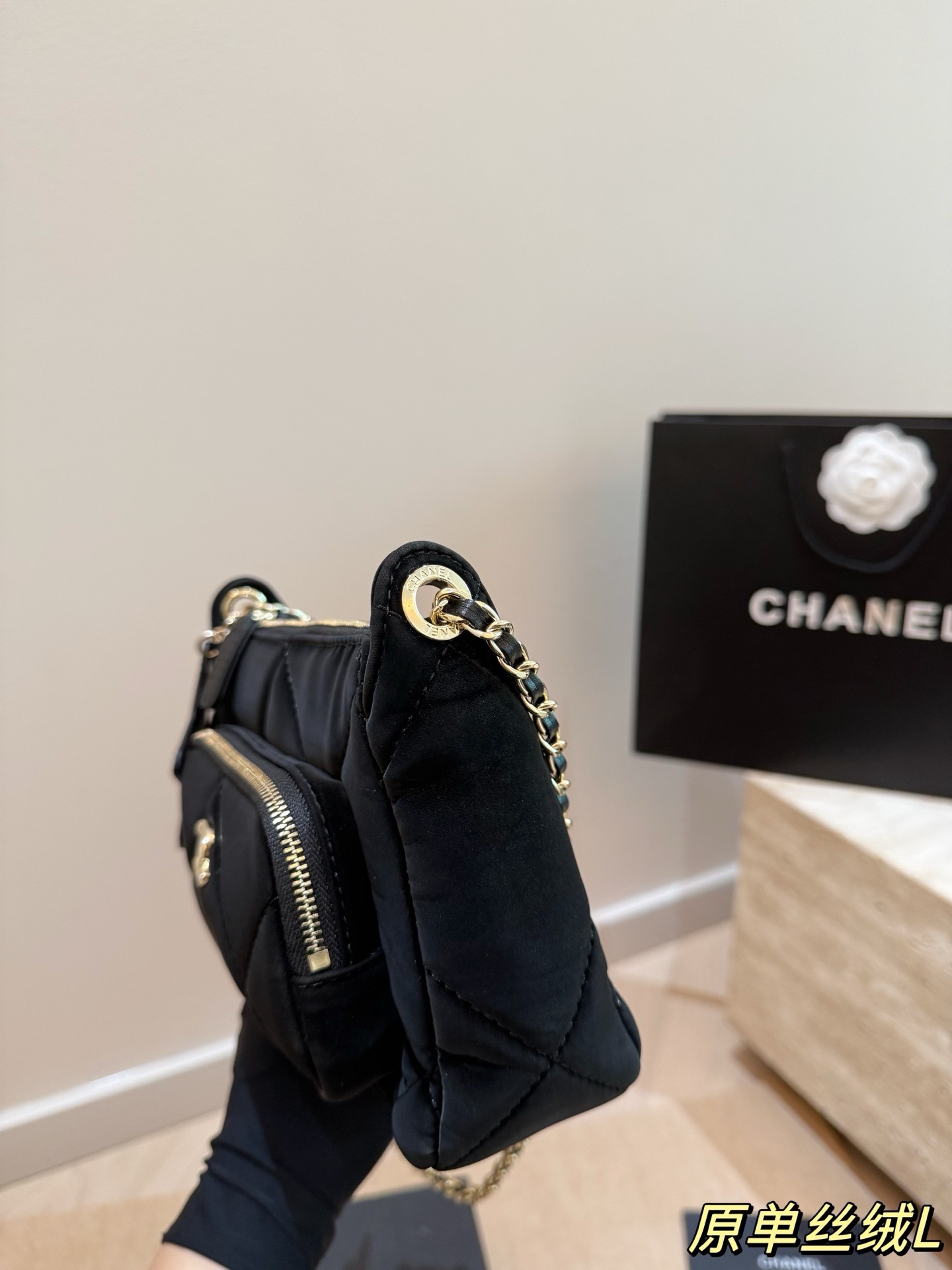 (Chanel) 25N COCO NEIGE Collection Velvet Camera Bag