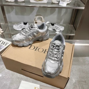 (Dior) Chrono Sneakers