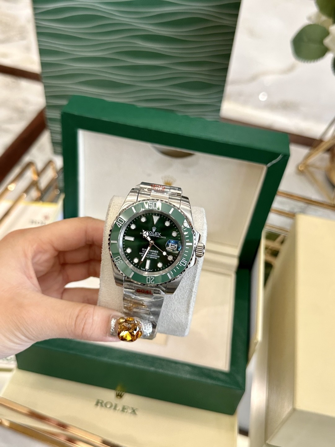 Rolex Submariner Date