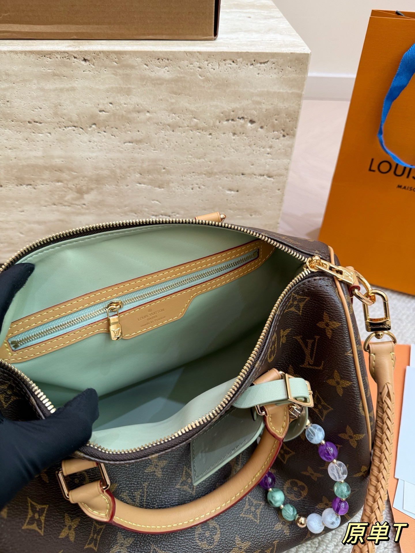 （Louis Vuitton）Speedy Soft 30 Lucky