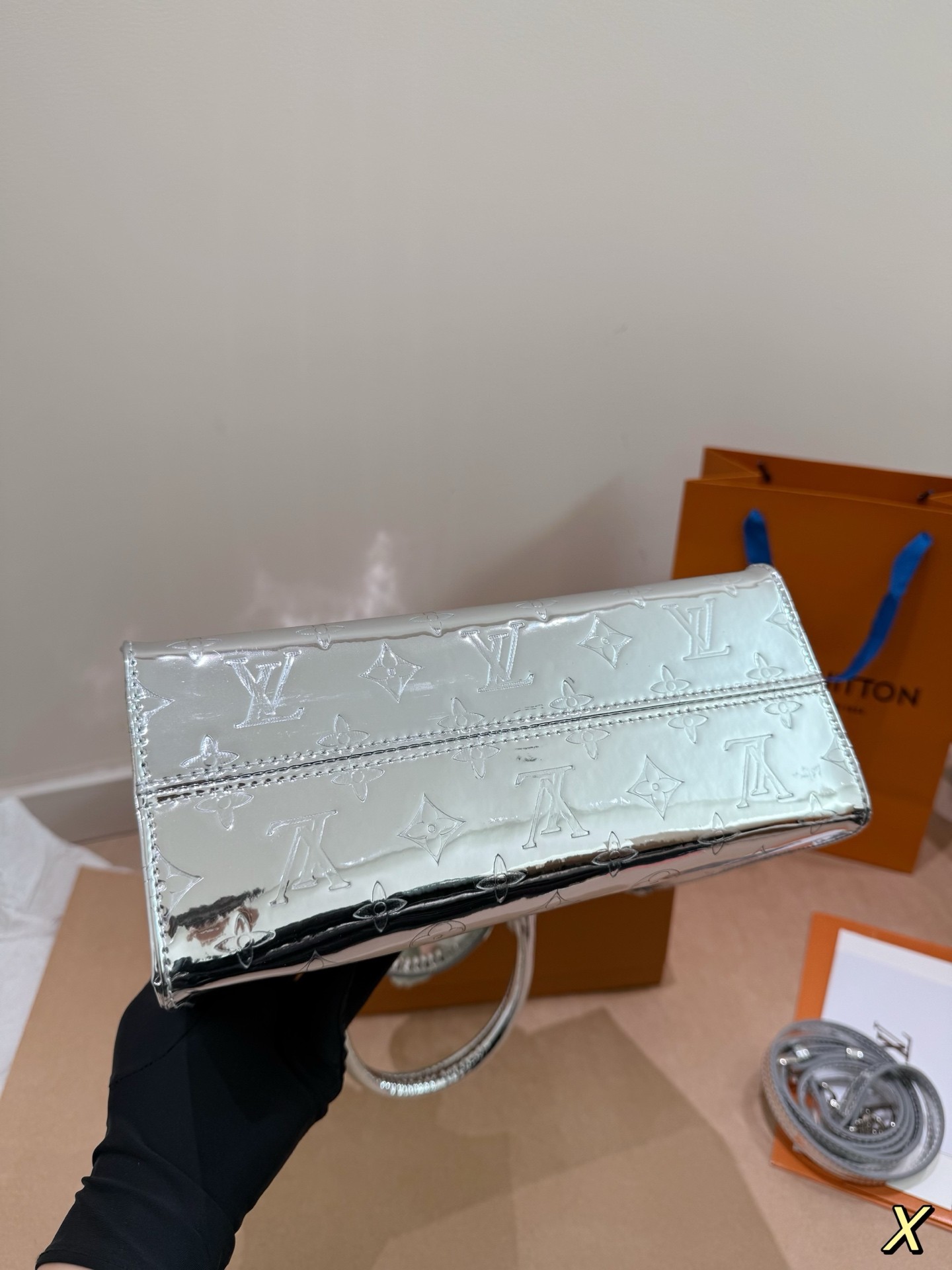 （Louis Vuitton） LV Ski OnTheGo PM