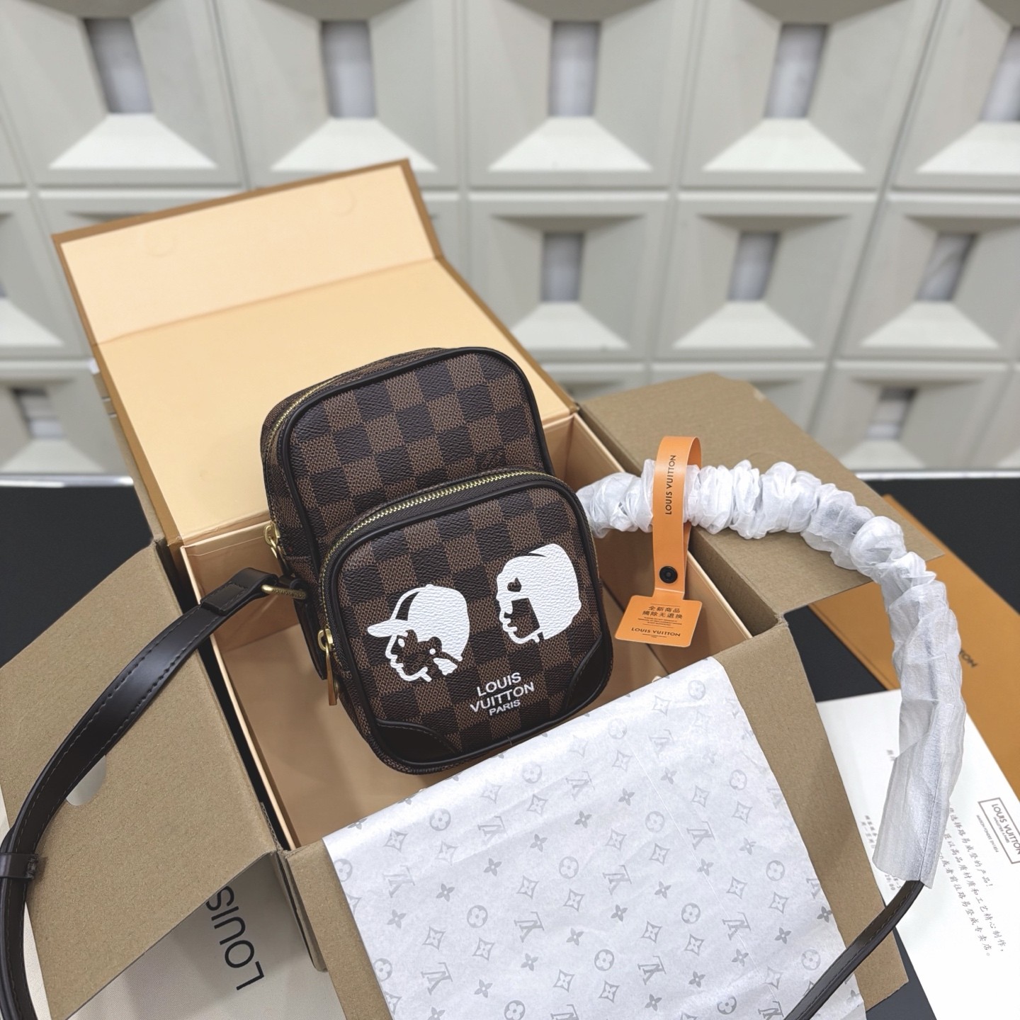 （Louis Vuitton） Collection capsule LV²