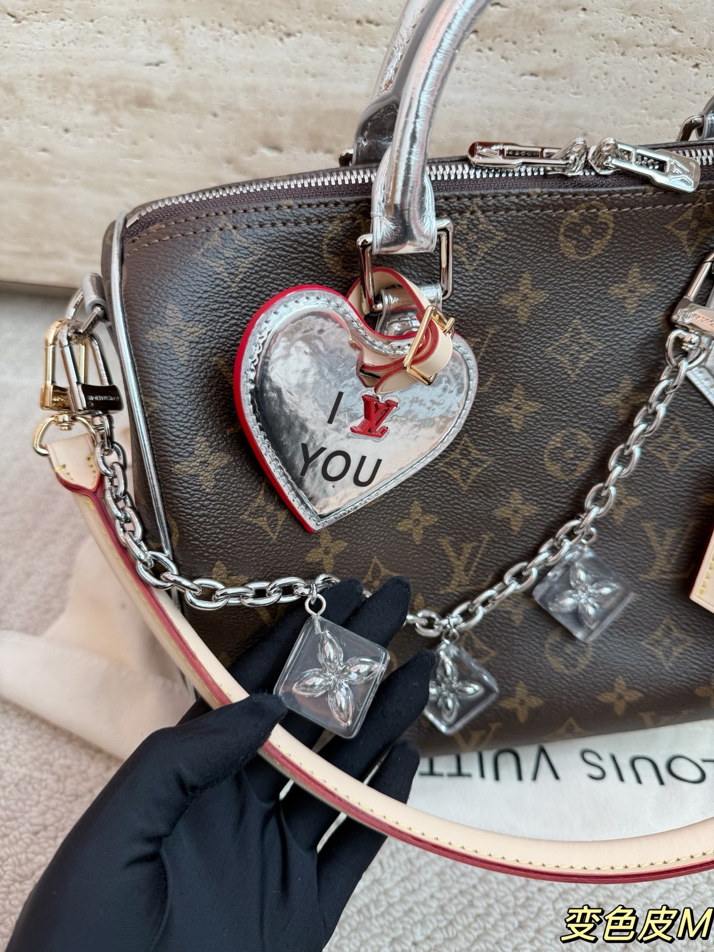 （Louis Vuitton） Speedy Bandoulière 30
