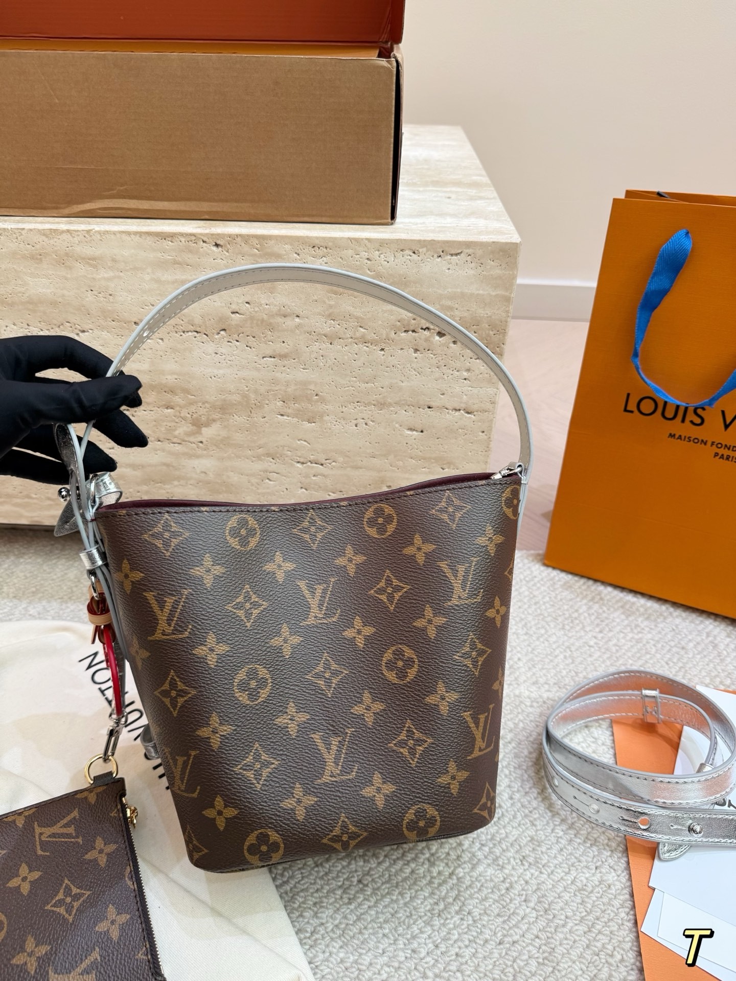 Louis Vuitton  All In BB