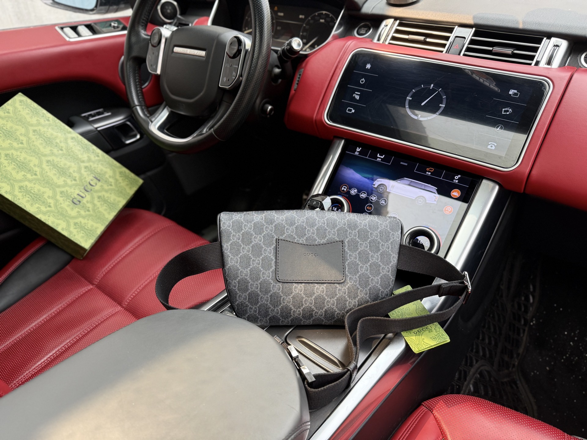 Gucci Ophidia GG Small Waist Bag