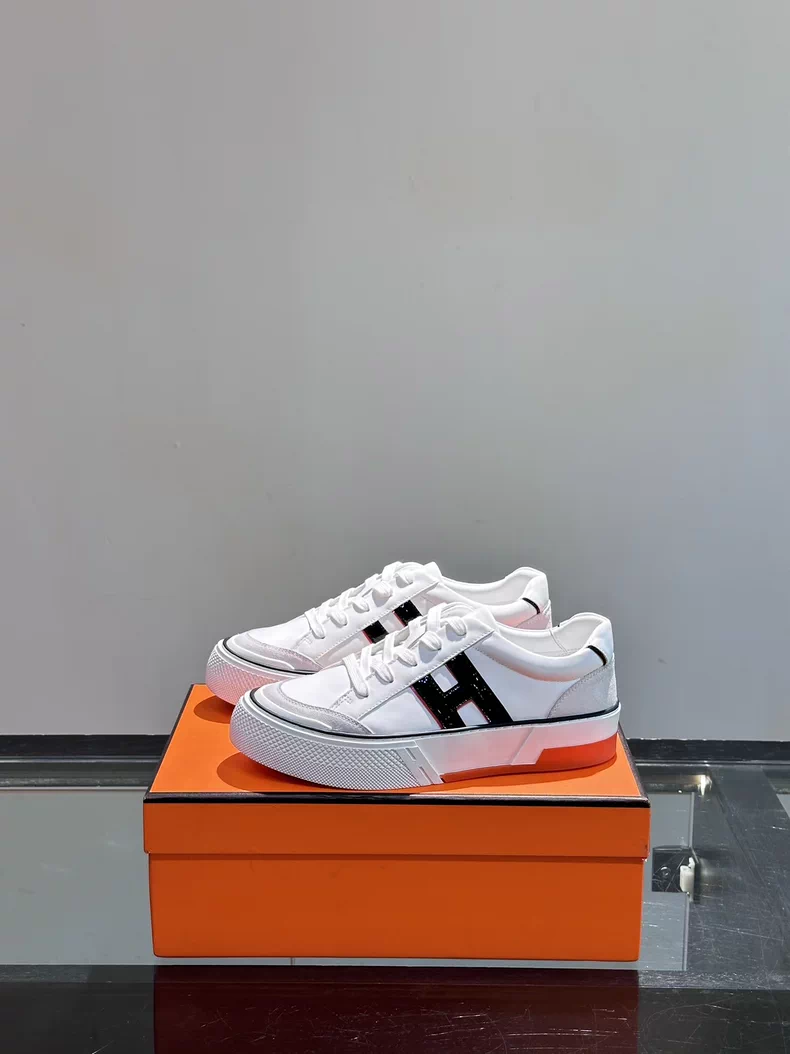 Hermès Deep sneakers.