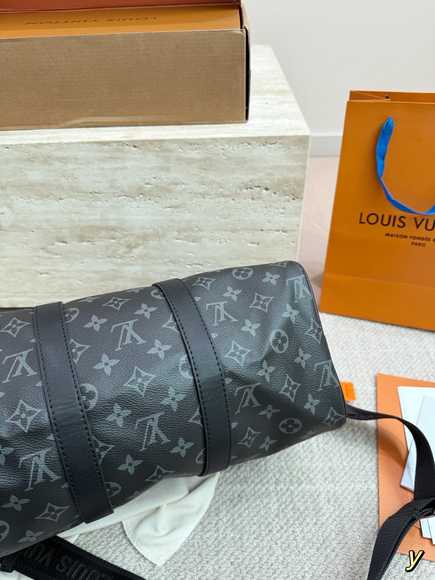（Louis Vuitton） Keepall Bandoulière 35 Monogram Eclipse