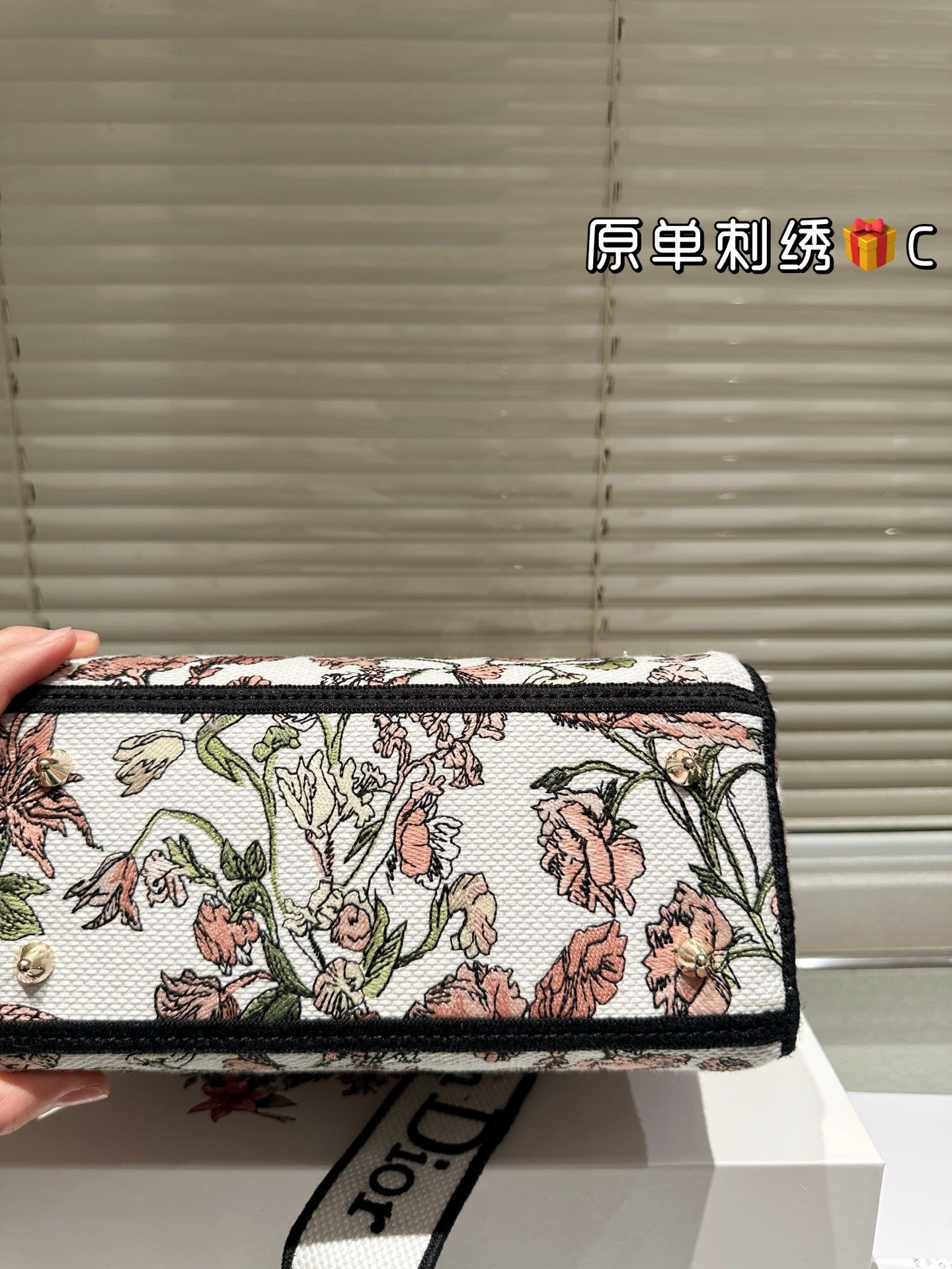 (Dior) Small Lady D-Lite Handbag